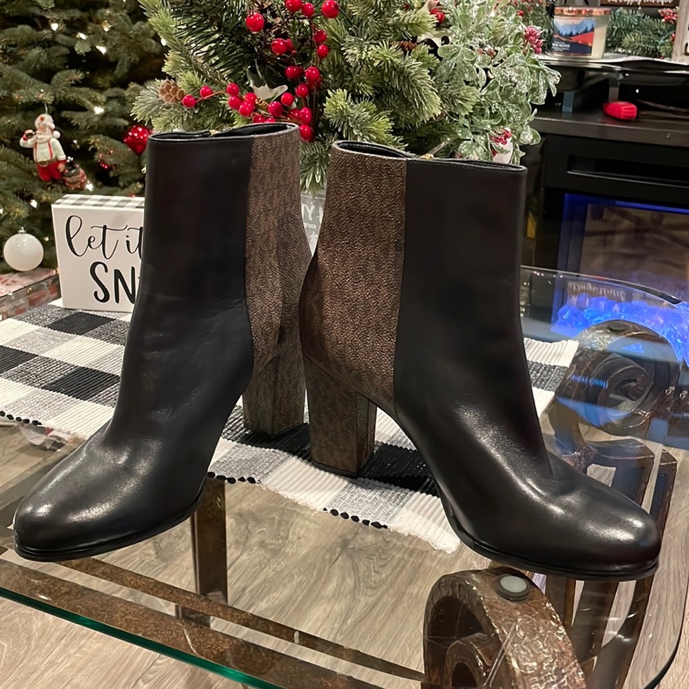 Brand new Michael Kors leather booties
